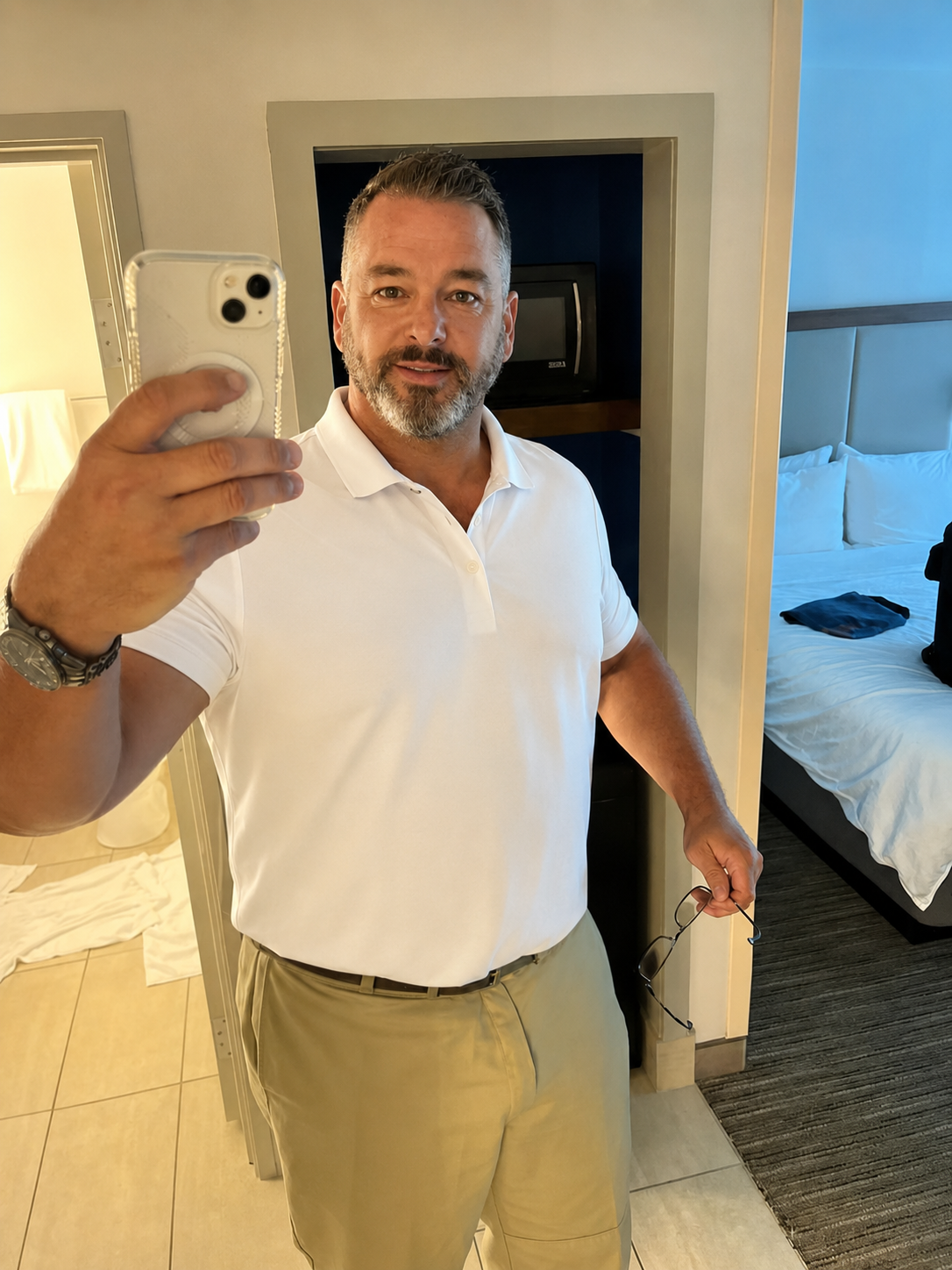 Robert, 47